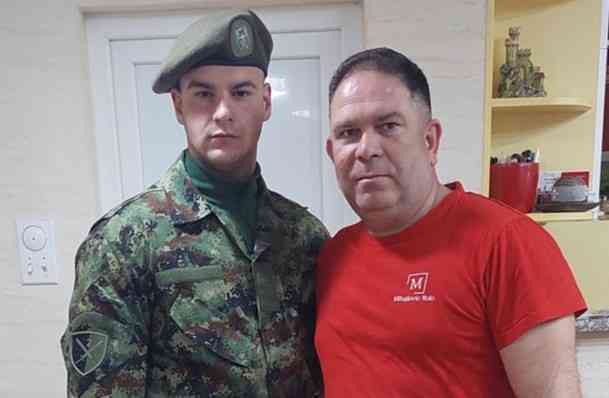 UBIO MI JE SINA DRŠKOM VINSKE ČAŠE! Ovo je mladić UBIJEN na krvavom <span style='color:red;'><b>18. rođendan</b></span>u u Batajnici: Bio u komi 29 dana, ali je UMRO!